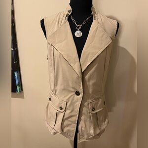 Dash Kardashian Kollection Tan One Button, Sleeveless Vest, small